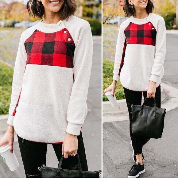 Hailey & Co Sweaters - Hailey & Co Plaid Button Snap Fleece Pullover Sweater